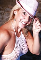 Mature Whore Carey Riley