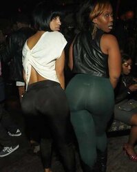 Sainha, Suplex e Bundas - mini-skirt, Suplex and bootie