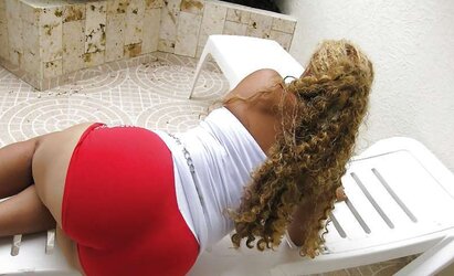 Sainha, Suplex e Bundas - mini-skirt, Suplex and bootie