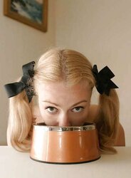 Not hoist the muzzle of the plate!!