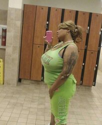 46L Golden Cream-Colored aka GoldenXXXCreamy,Jism Fantasies