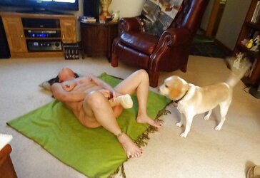 Stolen pictures of steaming moms found on computer of dad