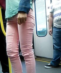 Voyeur Candid - More transit cuties
