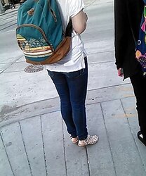 Voyeur Candid - More transit cuties