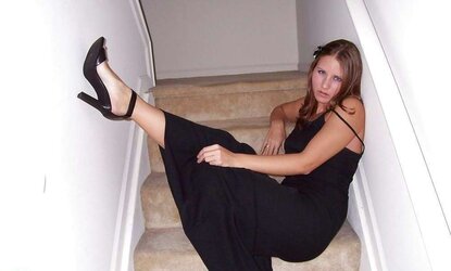 KIMBERLEY POSING I
