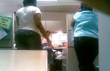 Gigantic bootie 313 chicks
