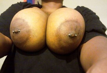 Massive dark-hued areolas ---huge bevy part