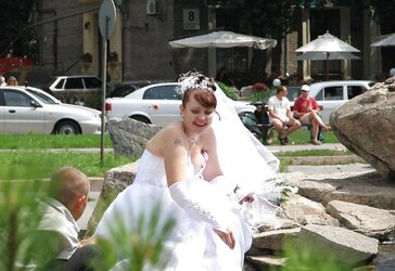 Here SPUNKS The Bride