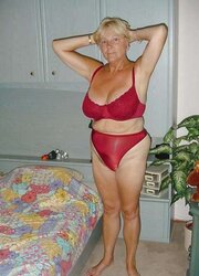 Kinky moms granny 1.