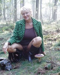 Kinky moms granny 1.