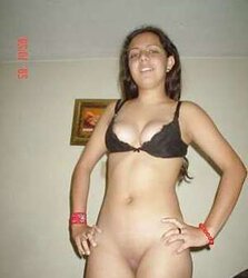 Latinas desnudas!