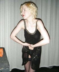 Gorgeous gorgeous femmes in pantyhose