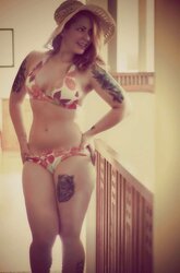 The Hottie of Kinks (undergarments)