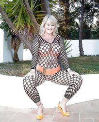 Tights and Tights 53 (PLUMPER