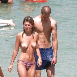 Nackt am Strand