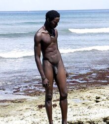 Nackt am Strand