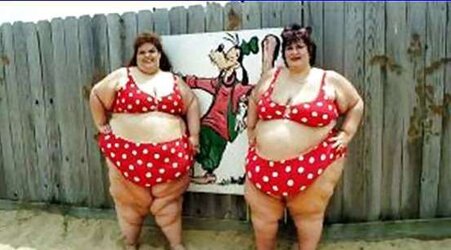 PLUMPER BATHING SUIT MATURES