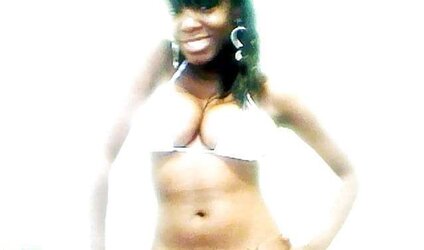 African Femmes Random Selection