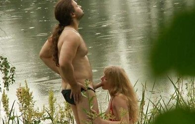 Spy couples nailing in the nature