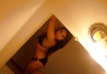 GIRLFRIEND from Holland
