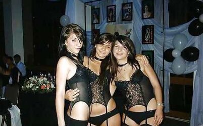 Uber-Cute nymphs in magnificent pantyhose