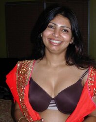 Smile a While - Indian Dolls on Camera!