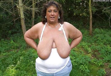 Saggy hooters 130.