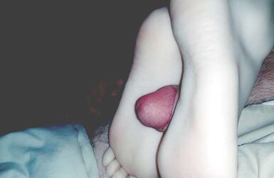 Cousin Footjob