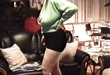 SAG - Mommies Tasty Downblouse Udders In A Green Sweater