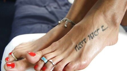 Klara Smetanova - Large Soles Model