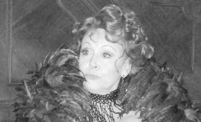 French Mummy Dominique