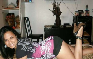 MY MATE IS A HIDDEN PORN STARLET! (NO BARE)