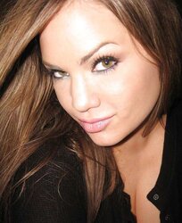 Gorgeous Inexperienced Stunner