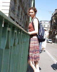 Sans Bra 40.