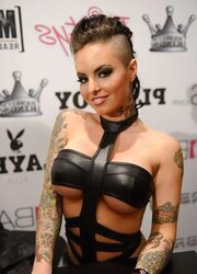 Tat models (woman) 20.