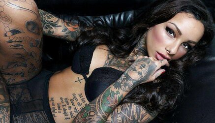 Tat models (woman) 20.