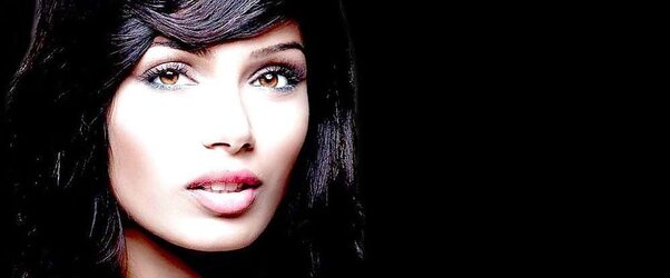 Freida Pinto