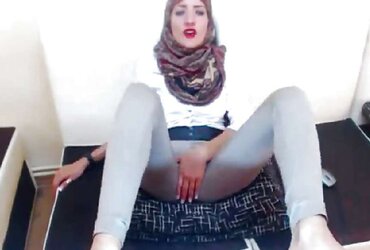 Arab hijab arse