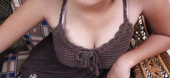 Menchie - legal years old Pinay teenager Bare picture.