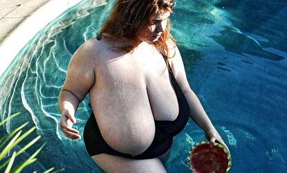 Huge Chick Favs