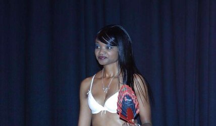 MISS SOUTH AFRICA 2008...SWIMSUIT