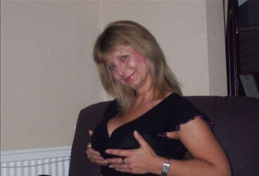 Mature Hotty - Sandy D
