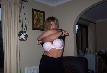 Mature Hotty - Sandy D