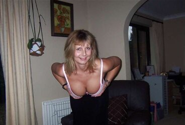 Mature Hotty - Sandy D