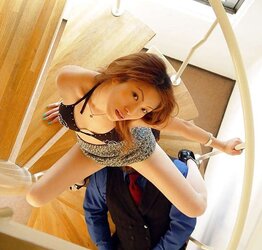 Hotlegs-facesitting japan
