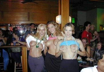 Bare Nymph Groups 22 - Ladies Showcasing in Groups