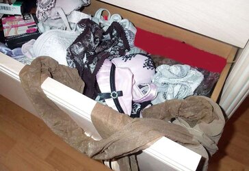 Granny pantyhose