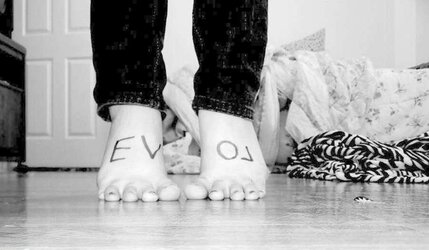 Exceptional Inexperienced Teenager Soles Part XXVIII