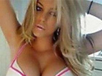 Gals with Hookup Attractiveness
