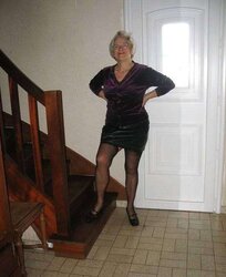 Mature Bombshell - Annick